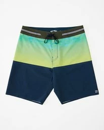 Flash Sale 🔥 Billabong Boys' Fifty50 Panel Pro Boardshorts 17" SOLAR ❤️