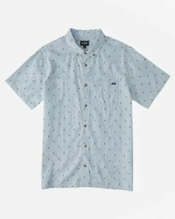 Brand new 😍 Billabong Boy's All Day Jacquard Short Sleeve 👚 Shirt LIGHT BLUE ✨